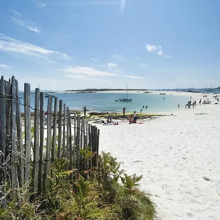 Maison En Bois Avec Piscine A 1000 M Des Plages. Guidel