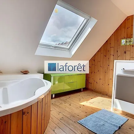 Maison En Bois Avec Piscine A 1000 M Des Plages. Guidel