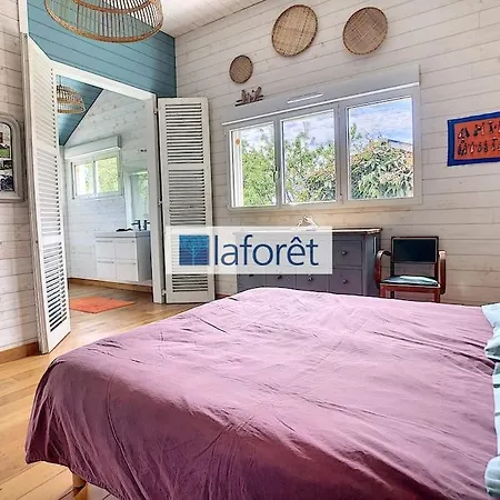 Maison En Bois Avec Piscine A 1000 M Des Plages. Guidel